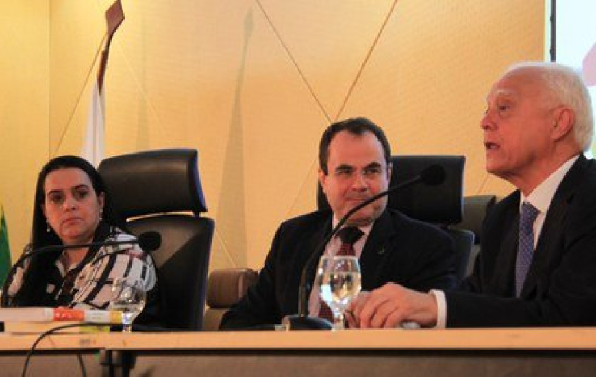 Jacqueline Adorno, Marco Vilas Boas e Walter Porto