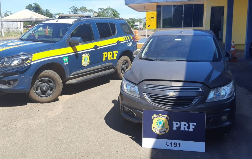 Veículo recuperado pela PRF/TO
